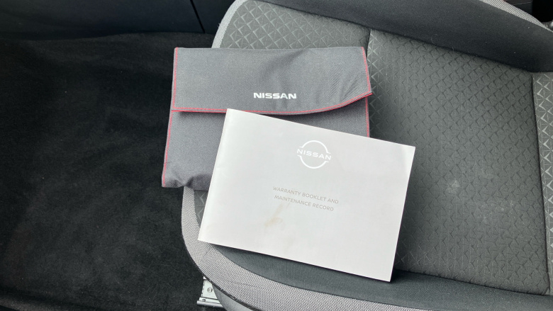 Nissan Juke 1.0 DiG-T 114 N-Connecta 5dr Petrol Hatchback